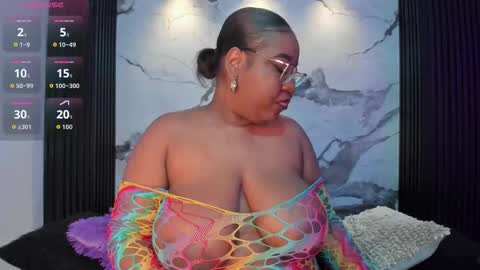  Darnell Queen online show from 12.03.25