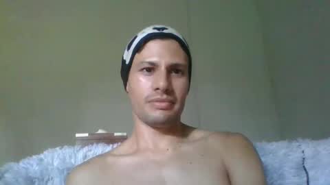 Snapshot of daryof chatting on 12.16.24 Daryo Franco online show from 12.16.24