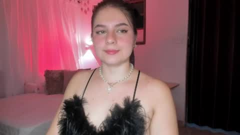 Snapshot of dashanovikov chatting on 05.25.26 Dasha online show from 05.25.26