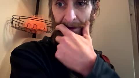 Snapshot of datitude chatting on 03.18.26 datitude online show from 03.18.26