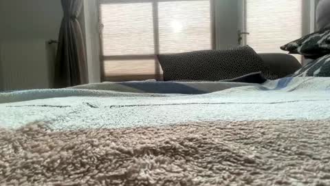 Snapshot of dave76b chatting on 02.14.25 dave76b online show from 02.14.25