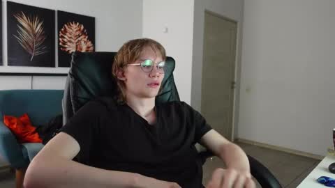 DAVE REDMOND online show from 04.22.26