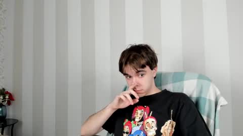 Snapshot of davebevy chatting on 05.06.26 Dave online show from 05.06.26