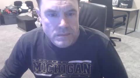 Snapshot of daved14u chatting on 11.24.25 daved14u online show from 11.24.25