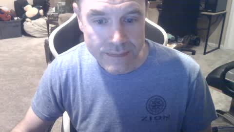 Snapshot of daved14u chatting on 06.19.26 daved14u online show from 06.19.26