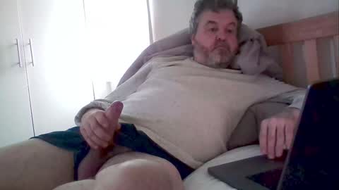 Snapshot of davenotts27179 chatting on 02.28.26 Dave notts online show from 02.28.26