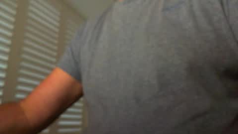 Snapshot of davesu12345 chatting on 10.20.25 davesu12345 online show from 10.20.25