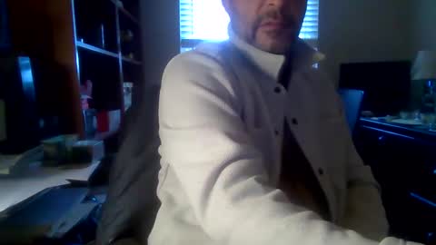 Snapshot of davethebooky chatting on 12.19.24 Dave online show from 12.19.24