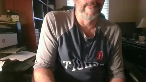 Snapshot of davethebooky chatting on 03.26.26 Dave online show from 03.26.26