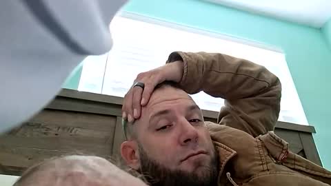 Snapshot of david84long chatting on 10.31.25 david84long online show from 10.31.25