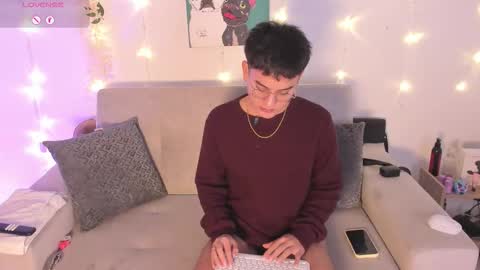 Snapshot of david_and_friend chatting on 01.13.26 david_and_friend online show from 01.13.26