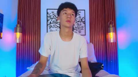 Snapshot of david_banks_ chatting on 02.02.26 David online show from 02.02.26