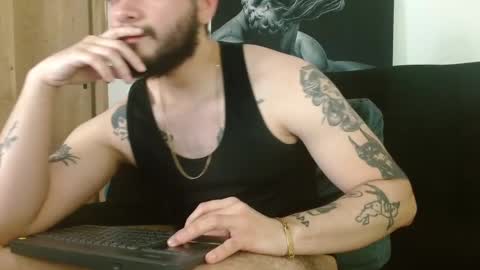 Twitter davidsanctum online show from 10.20.25