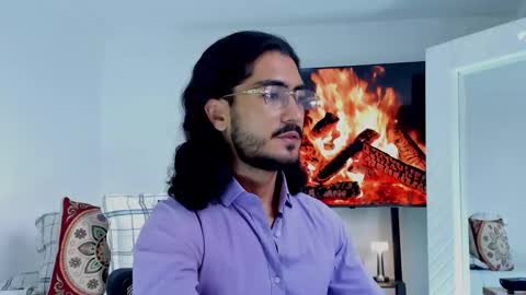 Hey im David that loves to explore and speak their fantasies. Very open talktative and nice. Feel free to chat with me online show from 01.10.26