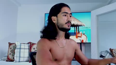 Hey im David that loves to explore and speak their fantasies. Very open talktative and nice. Feel free to chat with me online show from 02.04.26