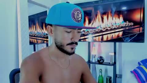 Hey im David that loves to explore and speak their fantasies. Very open talktative and nice. Feel free to chat with me online show from 07.22.26