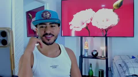 Hey im David that loves to explore and speak their fantasies. Very open talktative and nice. Feel free to chat with me online show from 07.31.26