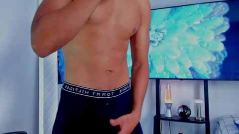 Hey im David that loves to explore and speak their fantasies. Very open talktative and nice. Feel free to chat with me online show from 08.04.26
