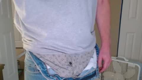 Snapshot of david_michel02 chatting on 10.26.25 David Michel online show from 10.26.25