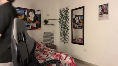 Snapshot of david_muller_ chatting on 02.09.26 David online show from 02.09.26