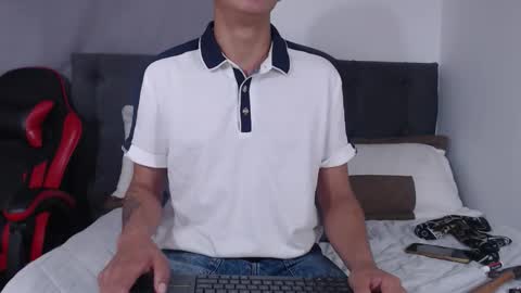 Snapshot of david_savage_ chatting on 12.03.25 david online show from 12.03.25