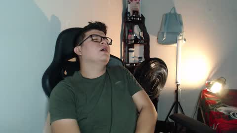 Snapshot of david_smit_ chatting on 02.19.26 david smit online show from 02.19.26