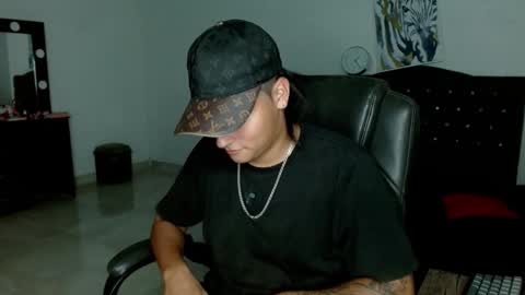 Snapshot of davidbless chatting on 12.05.25 David Bless online show from 12.05.25