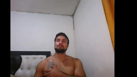 Snapshot of davidcr89 chatting on 02.15.26 davidcr89 online show from 02.15.26