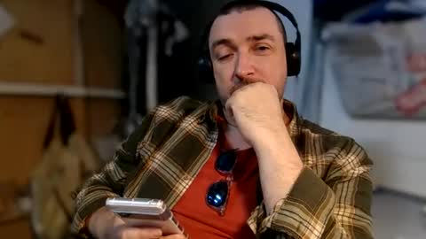 Snapshot of davideo59 chatting on 09.13.25 davideo59 online show from 09.13.25