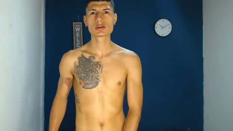 Snapshot of davidgalvis1 chatting on 01.08.25 David Galvis - independent model online show from 01.08.25