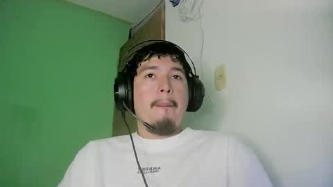 Snapshot of davidlasecuela chatting on 02.13.26 DavidSkinny online show from 02.13.26