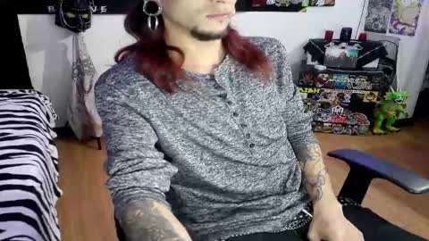   online show from 01.06.25