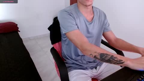 davidsalazar33 online show from 09.13.25