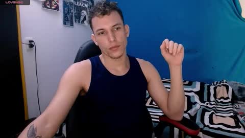 Snapshot of davidsalazar33 chatting on 02.14.26 davidsalazar33 online show from 02.14.26