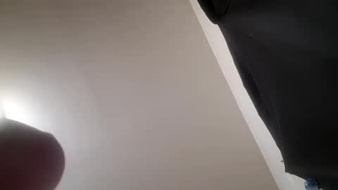 Snapshot of davidzhere222800 chatting on 12.28.24 davidzhere222800 online show from 12.28.24