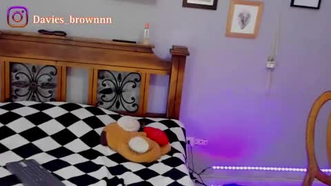 Davies brown    schedule 12pm to 5pm col time online show from 03.03.25