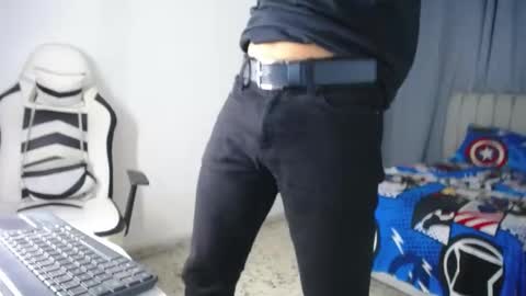 Snapshot of davisito7 chatting on 01.12.25 David Angel online show from 01.12.25