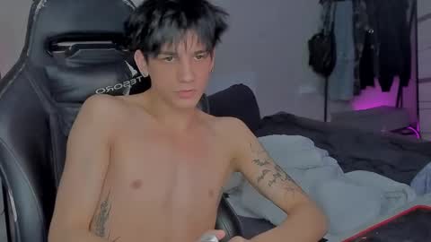 Snapshot of davisross chatting on 01.24.25 davis online show from 01.24.25