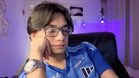 Snapshot of davoxer chatting on 02.22.26 davoxer online show from 02.22.26