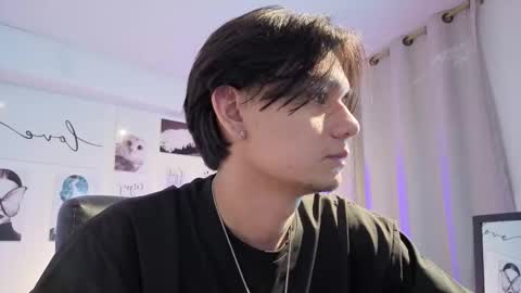 Snapshot of davoxer chatting on 02.25.26 davoxer online show from 02.25.26