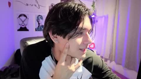 Snapshot of davoxer chatting on 03.04.26 davoxer online show from 03.04.26