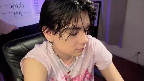 Snapshot of davoxer chatting on 03.13.26 davoxer online show from 03.13.26