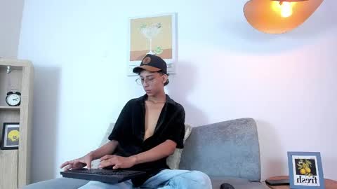 Snapshot of dax_blaze chatting on 04.19.26 Dax online show from 04.19.26