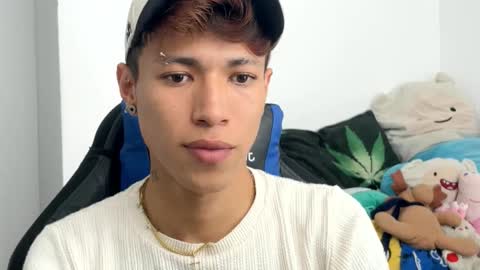 Snapshot of daxonreyy_ chatting on 02.26.26 Daxon online show from 02.26.26