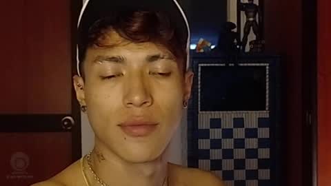 Snapshot of daxonreyy_ chatting on 03.30.26 Daxon online show from 03.30.26