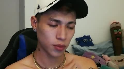 Snapshot of daxonreyy_ chatting on 04.04.26 Daxon online show from 04.04.26