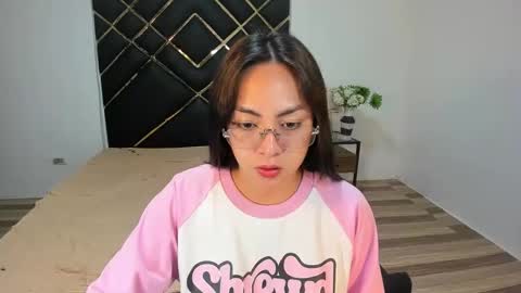 Snapshot of dayanarafox chatting on 03.06.25 CALL ME DAYAN online show from 03.06.25