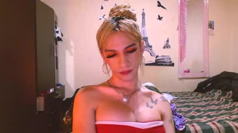 Snapshot of dayanna_01_ chatting on 07.17.26 dayanna_01_ online show from 07.17.26