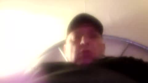 Snapshot of dazzaboxer chatting on 11.08.25 dazzaboxer online show from 11.08.25