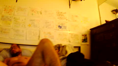 Snapshot of dbeamon92 chatting on 09.19.25 dbeamon92 online show from 09.19.25